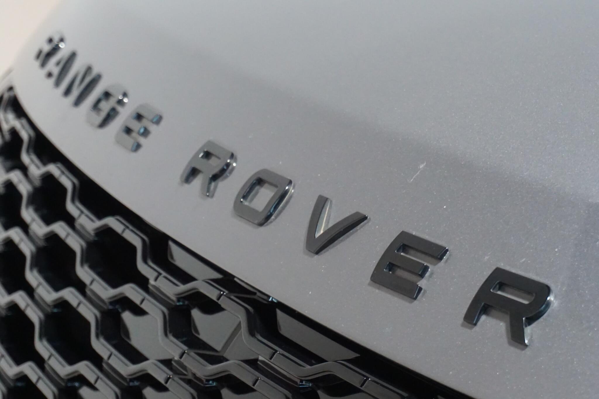 Land Rover Range Rover 2.0 P400e 13.1kWh Autobiography SUV 5dr Petrol Plug-in Hybrid Auto 4WD Euro 6 (s/s) (404 ps)